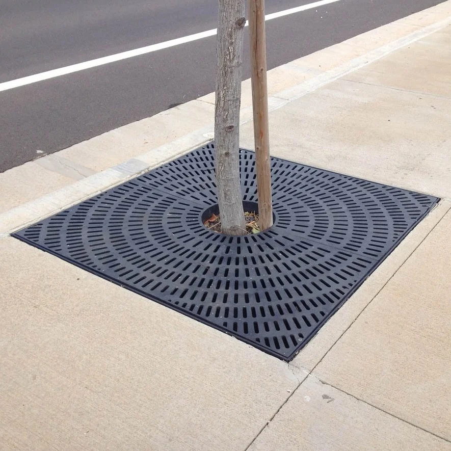 Factory Supplier Cast Iron Tree Guard Easily Assembled Tree Protection Grate With Painted Surface For Outdoor Use