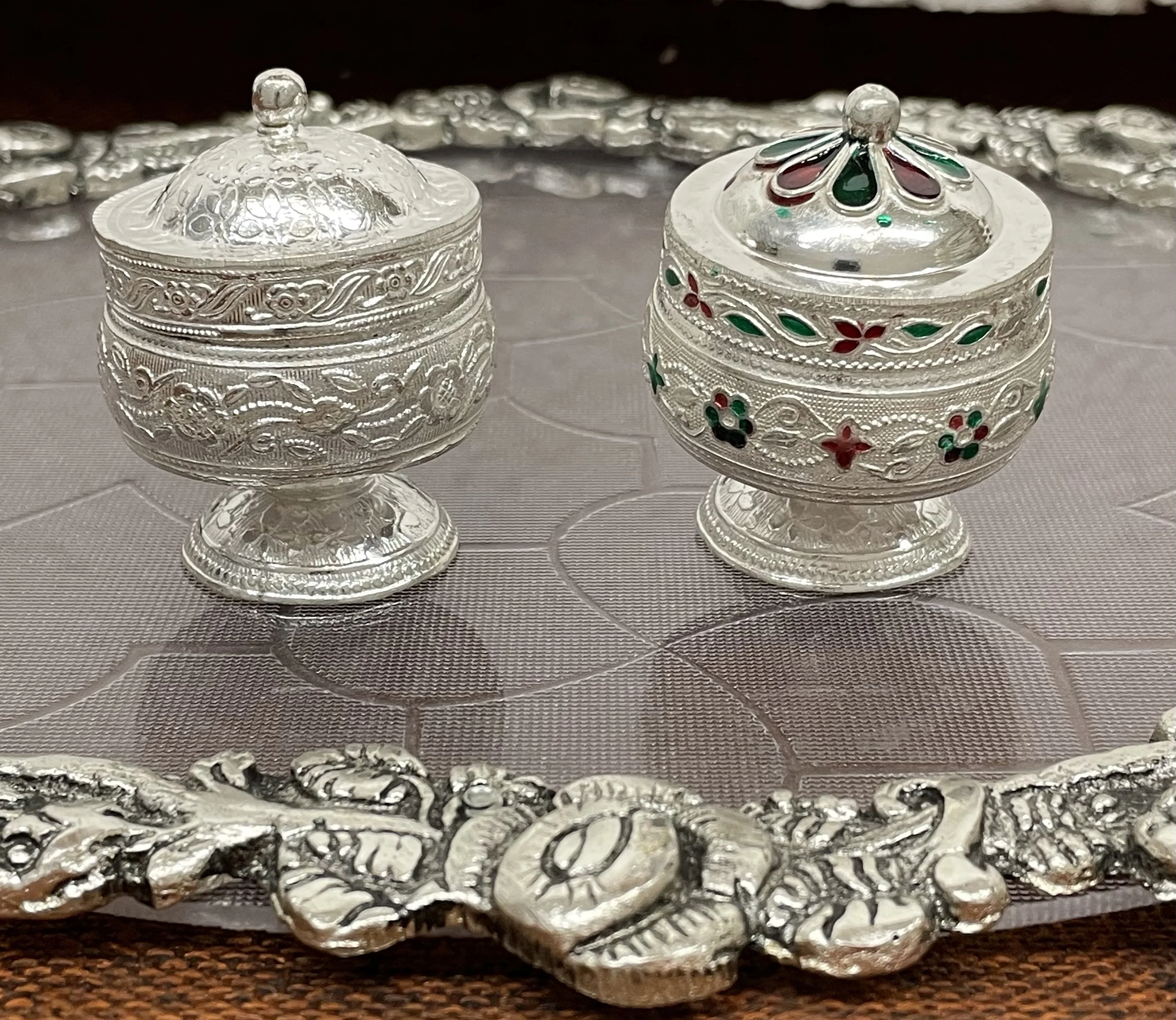 New Arrival Exclusive Gifting Trinket box Brides Eye Kajal Box German Silver Handmade Gifting Article For Wedding Gift