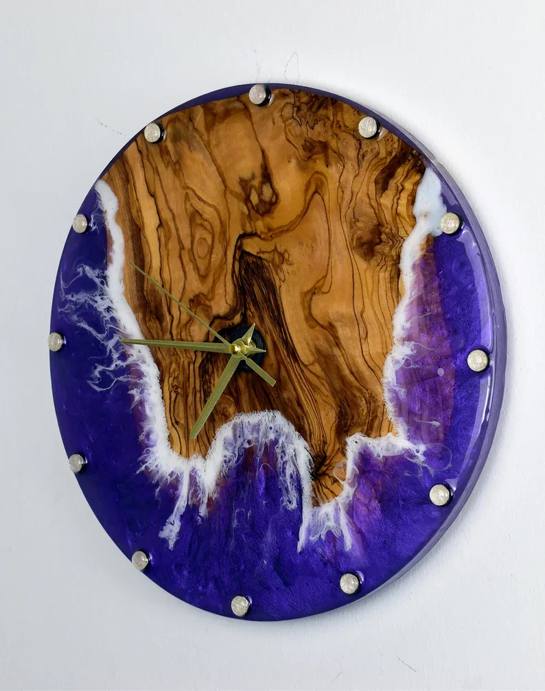 Triangle Shape Epoxy Resin & Cracked Wood Best Quality Unique Design Wooden Wall Clock/Wall Watch