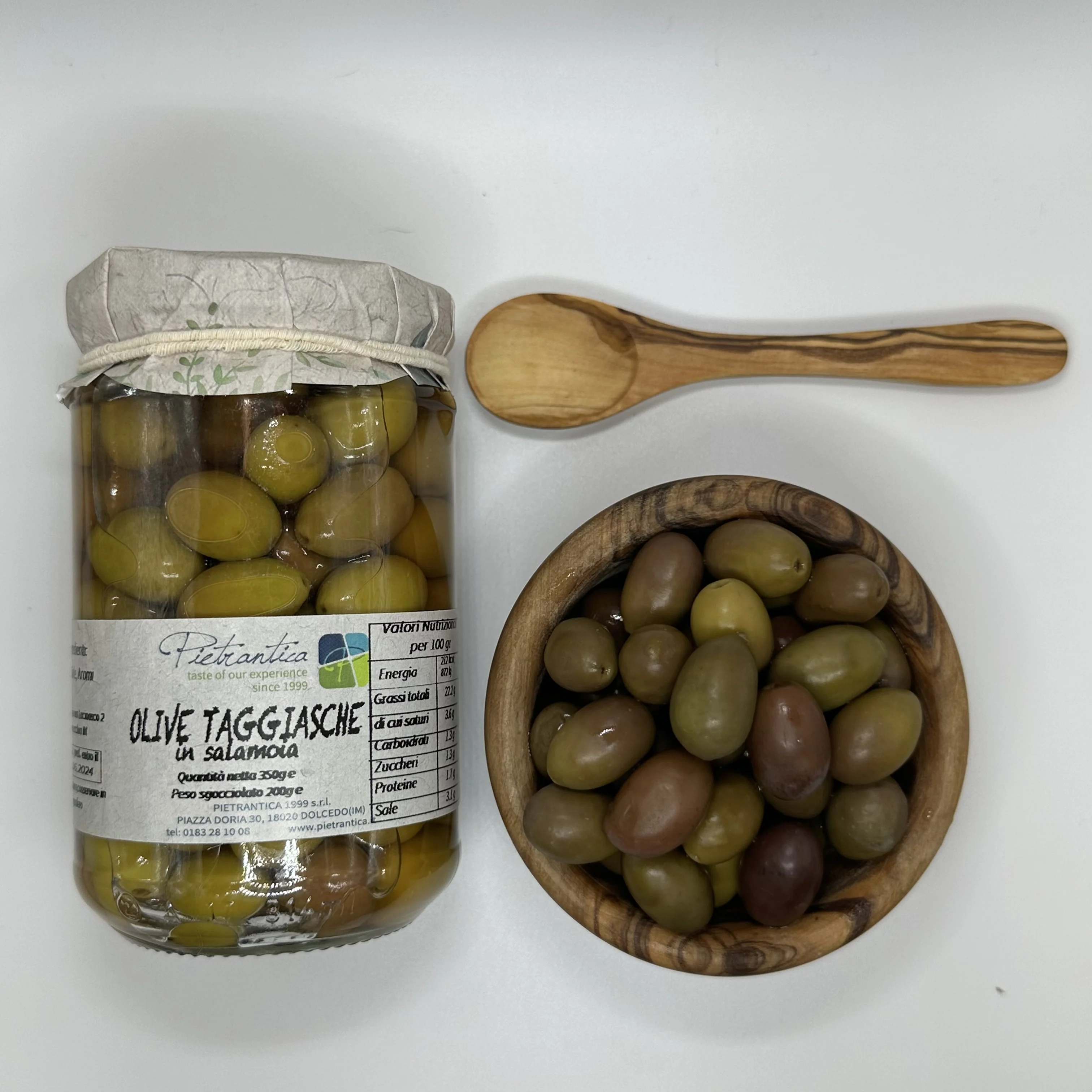 300 г лигурийских оливок таггиаска с камнем в рассоле, высокое итальянское качество, сделано в Италии