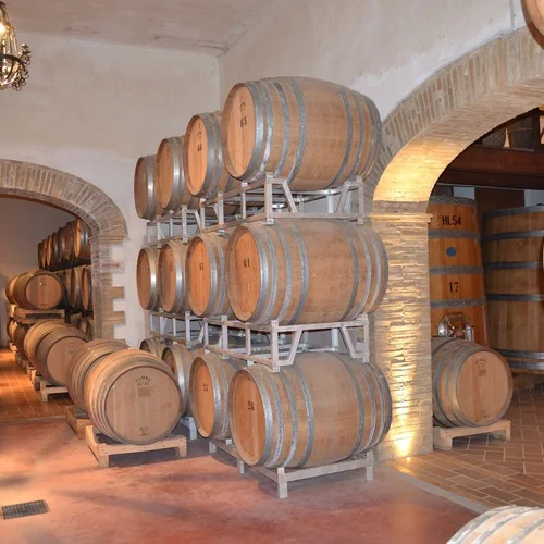 TOP QUALITY ITALIAN WINE BRUNELLO DI MONTALCINO RISERVA VIGNA DELLE RAUNATE DOCG 750ml. WOODEN BOX