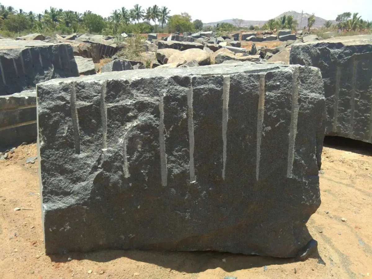 Premium quality Absolute black granite blocks available in all sizes premium nero black granite from india