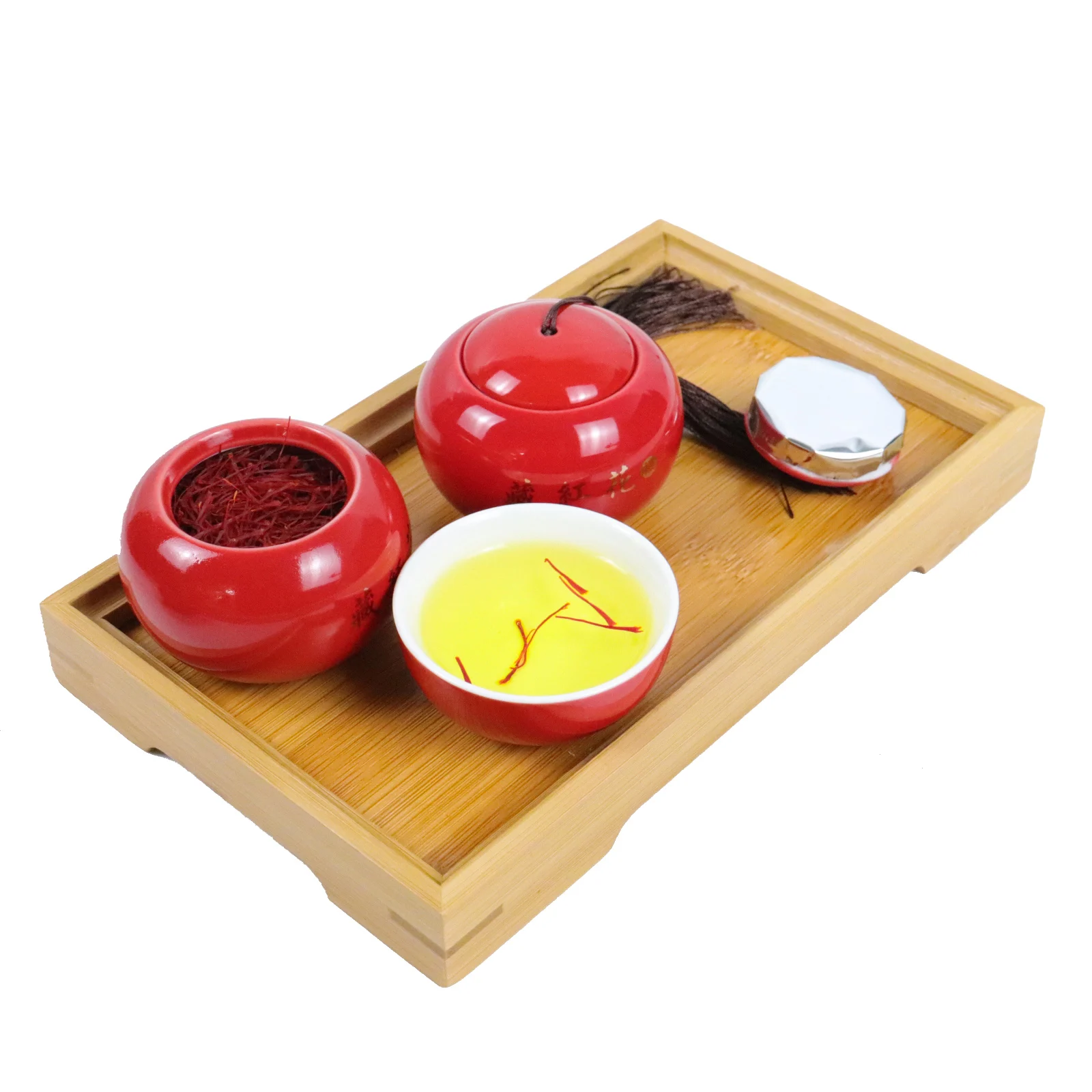 Bulk saffron has perfect color and perfect stem and leaf length