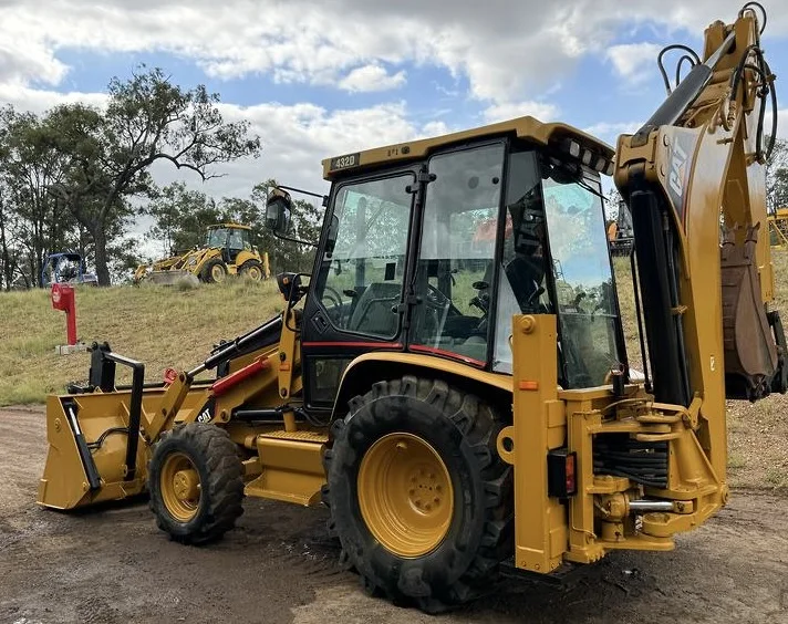 Доступный экскаватор-погрузчик CAT 432D новый сельскохозяйственный дешевый гусеничный тракторы