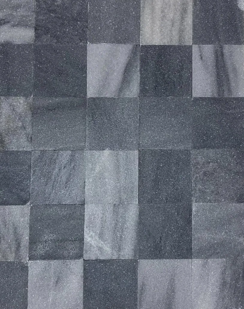 Черный мраморный камень 10x10x1 см