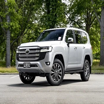 Купить Подержанный дешевый и Новый Toyota Land Cruiser 300 VX