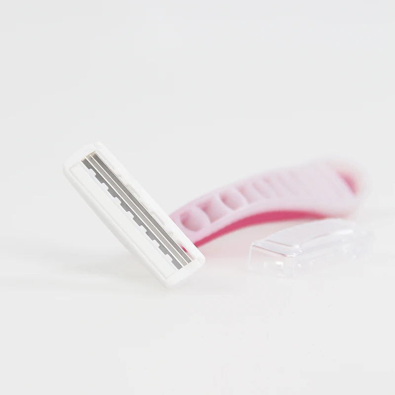 Women 3-Layer Blades Manual Type Shaver Razor Set Best Selling Color customized Razor