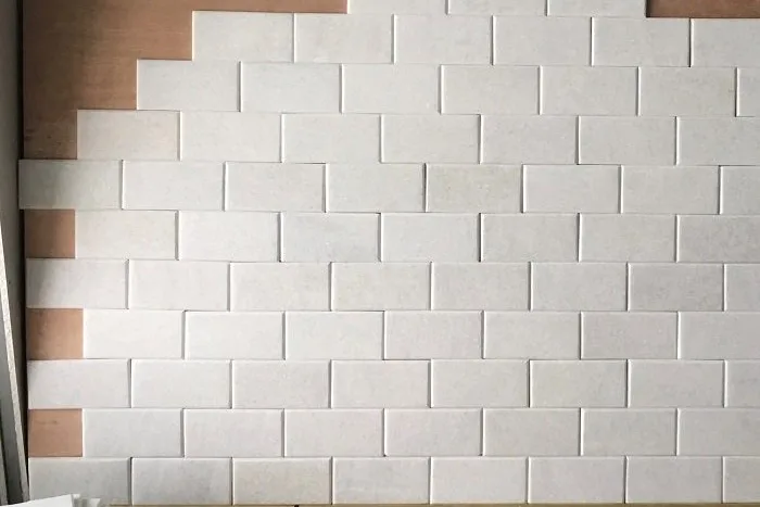 Super Pure Modern Design Polished Surface Tile High Quality Milky White Marble Slab Hotel Wall Flooring Big Slab Form Vietnam