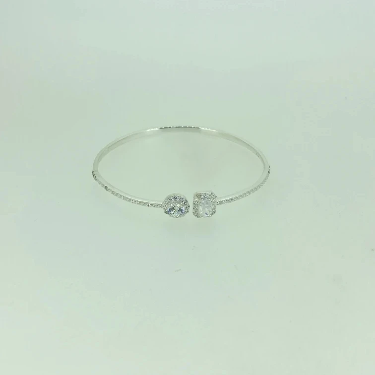 Beautiful Minimalist Bangle Solid 925 Sterling Silver Custom Moissanite Diamond Hand Bangle Fine Charm Jewelry For Women And Men