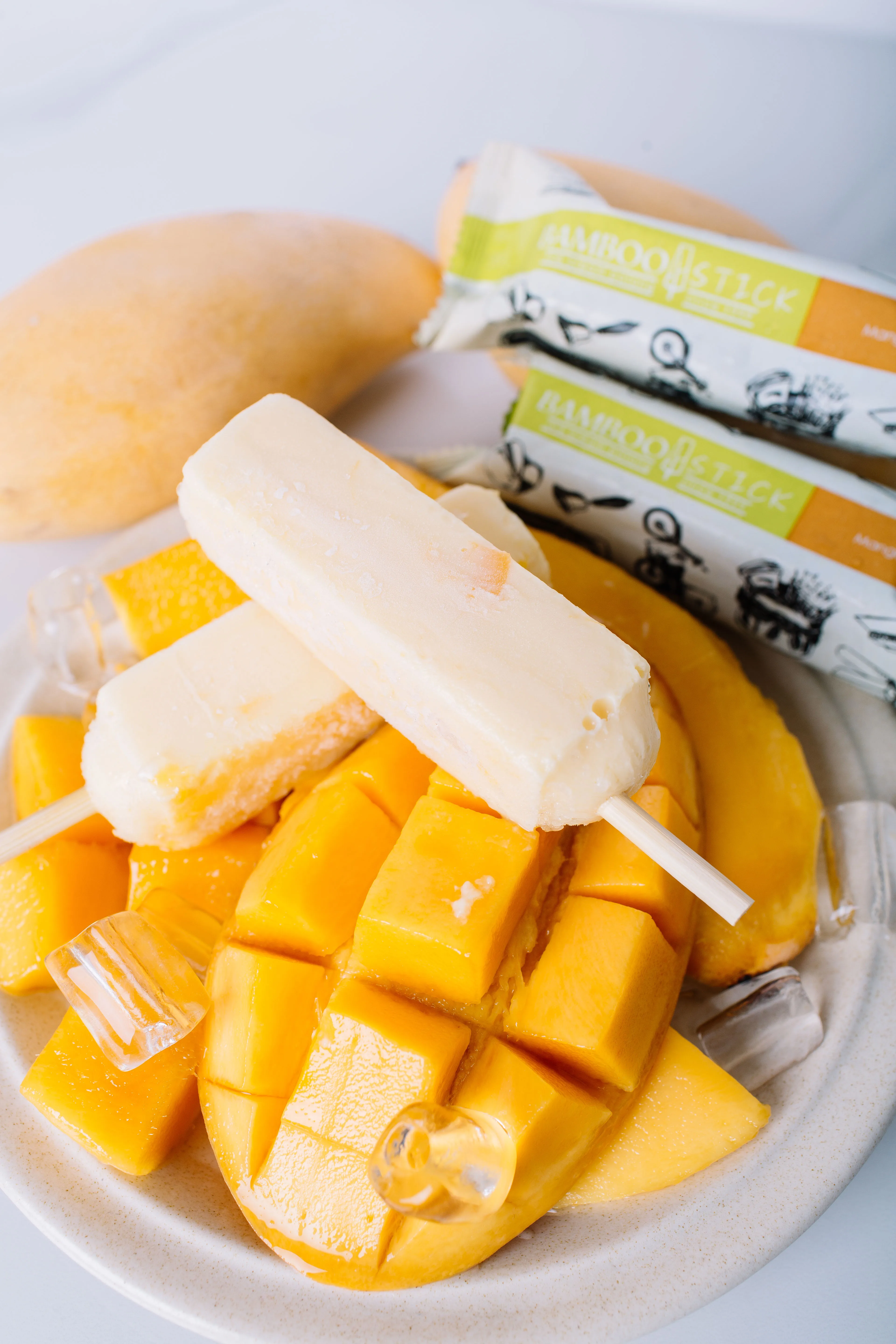Best Selling Premium Mango icecream flavour Bamboostick Ice Cream Potong Traditional Dessert Series made by real fruit