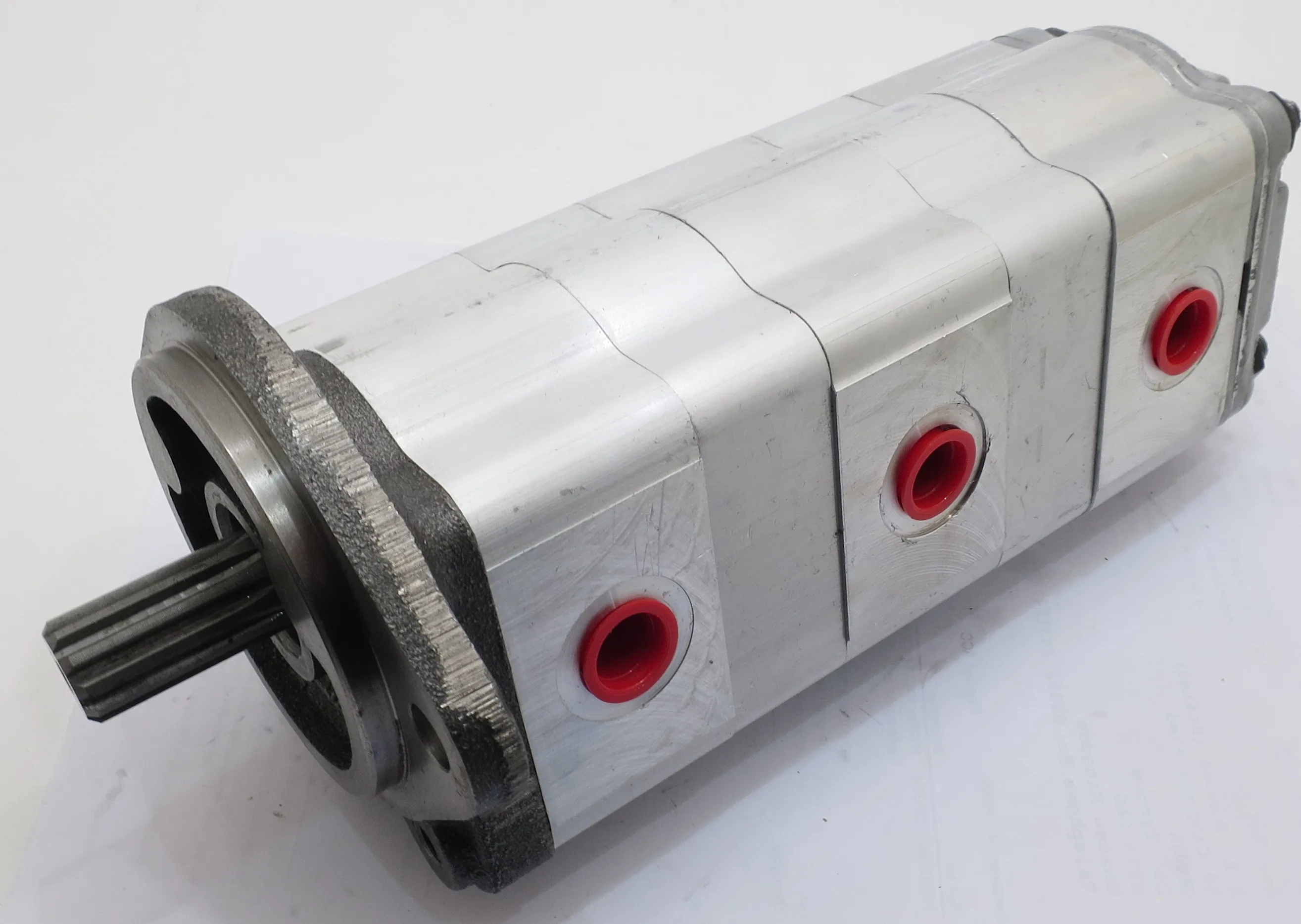 THREE-STAGE GEAR HYDRAULIC PUMP 11100669