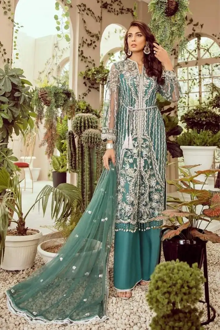 Indian and Pakistani Women Salwar Kameez Shalwar Suit
