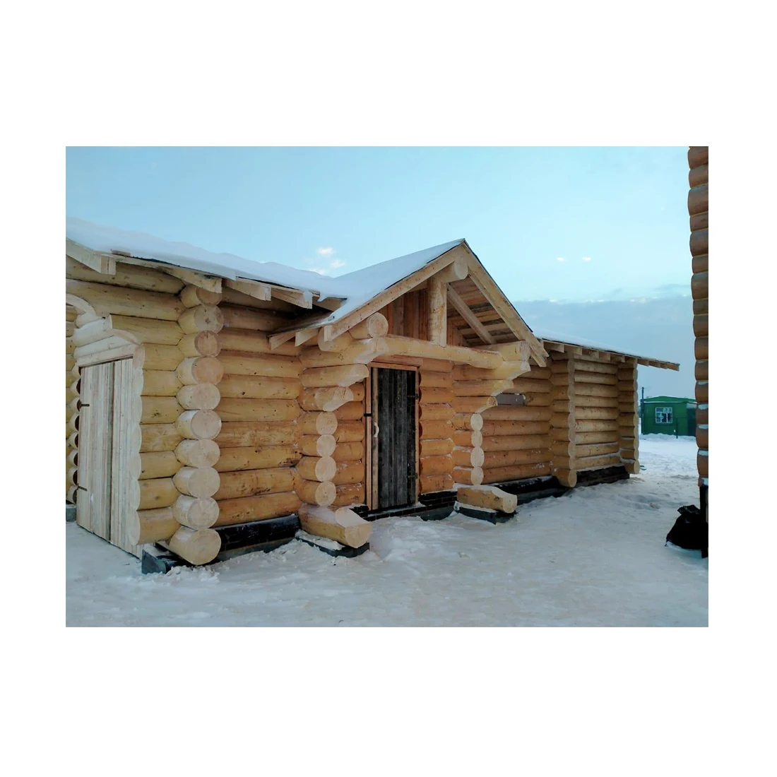 Custom-built Natural Wooden Log Garage 100 m2 with Canopy and Windows Natural Solid Wood Garage Kit for Building