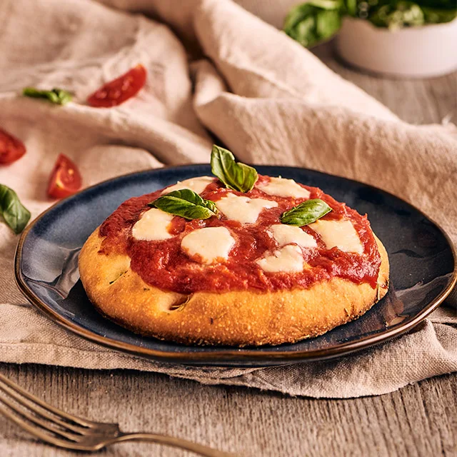 Top quality Italian Frozen cooked Small Round Margherita Pizza 100g w/ soft wheat flour rye flour Extra Virgin Olive Oil