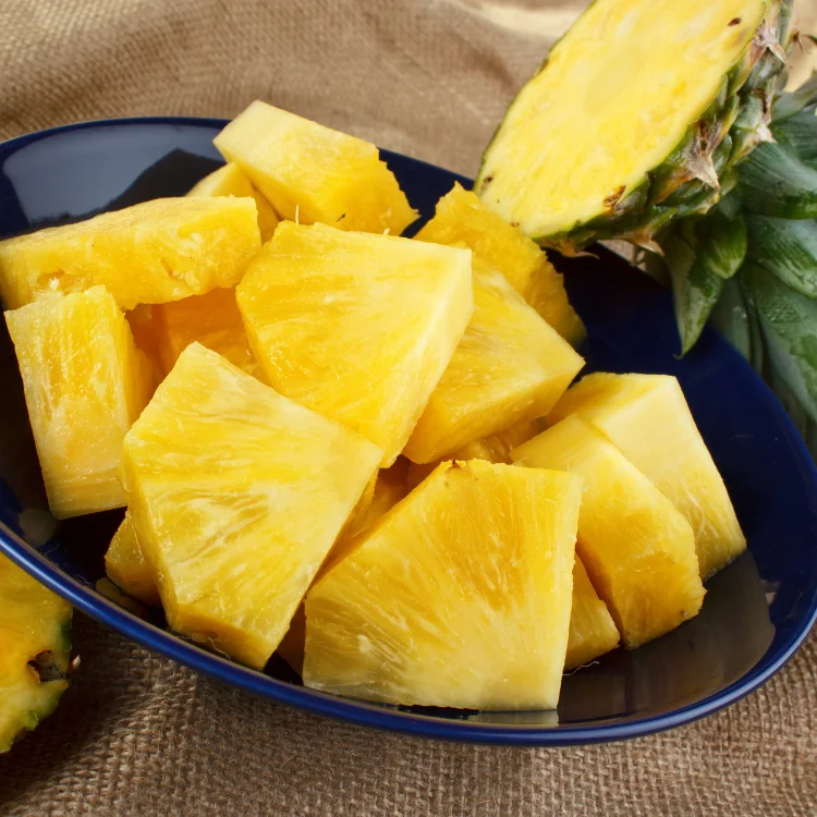 Cheapest Vietnamese pineapple, best quality;