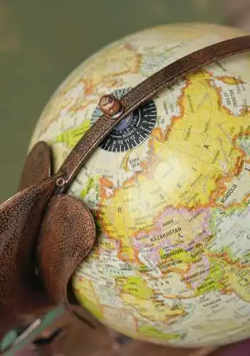 Metal Home Decoration Antique Elephant Desktop and School Desk Art Globe Interior Office Resin India Animal Customized Size