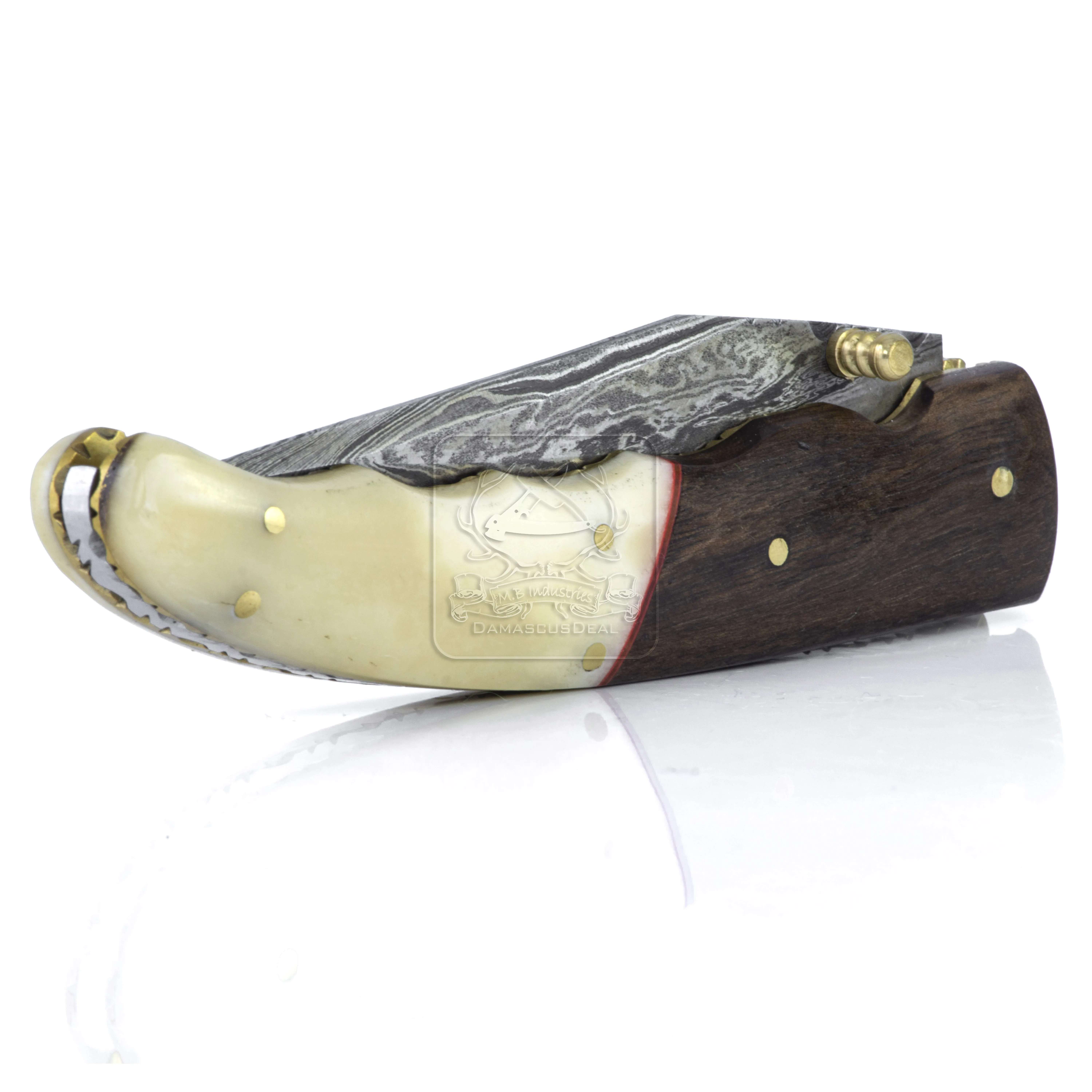 Damascus Steel Folding Knife DD-FK-672 Walnut Wood Pocket Knife Outdoor Survival Hunting Knife Multi Tool Bushcraft Camping