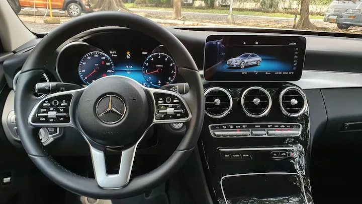 Подержаное 2021 2022 2023 Mercedes Ben-z C180 за м готов к экспорту по всему миру
