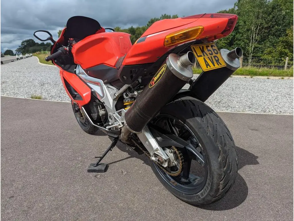 Wholesales Aprilia RSV1000 R Fairly Used Best Price 998cc used sport bike for sale