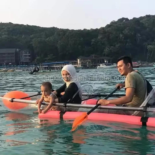 Прозрачная прозрачная лодка для каноэ