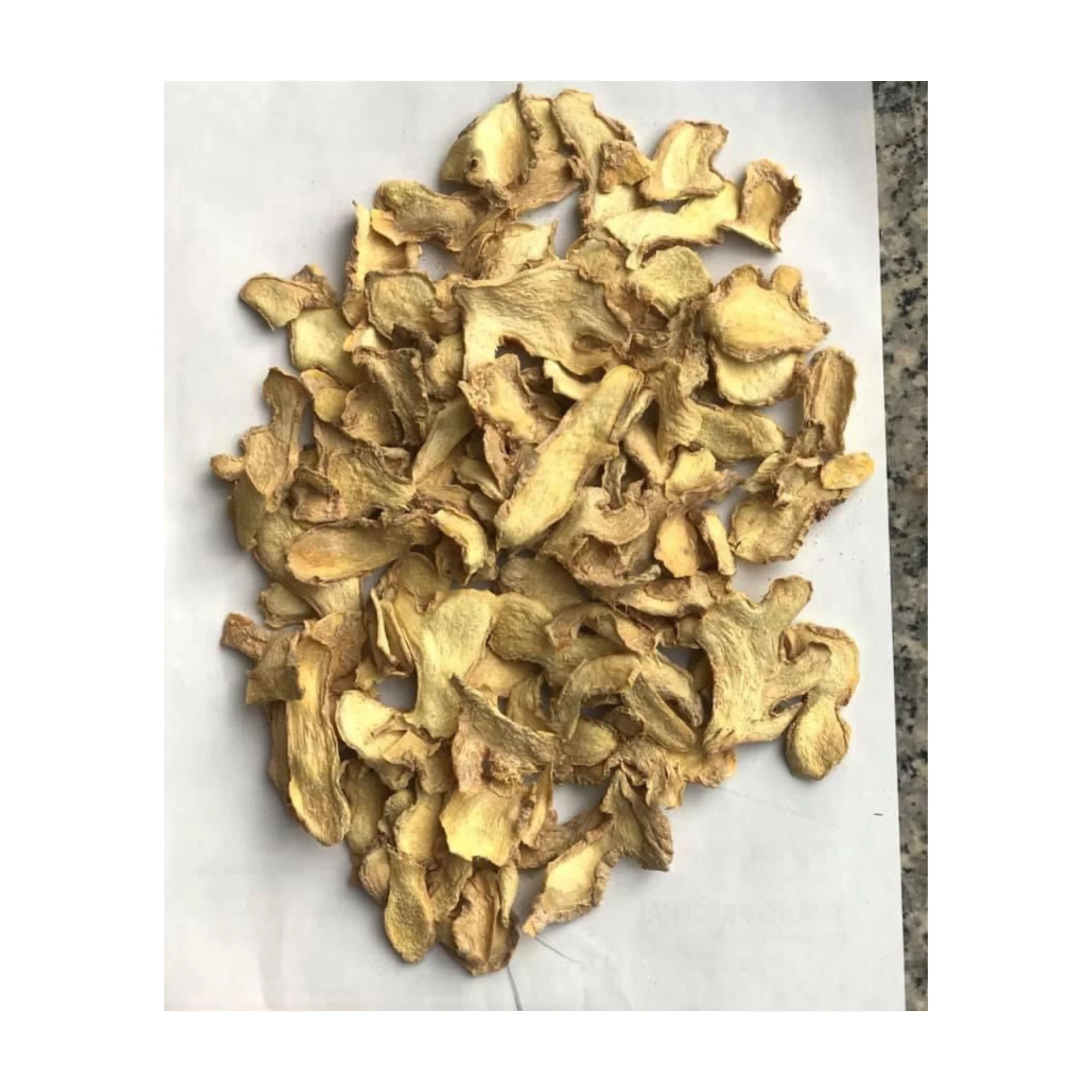 Dried ginger for Cooking and Drinking from Viet Nam/ Hot Sale Dehydrated Ginger Slice / whole