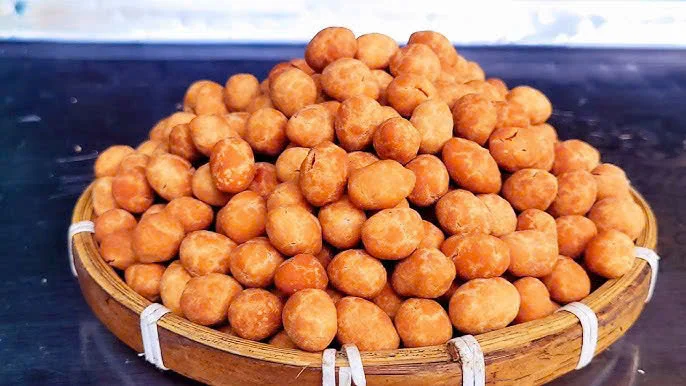 Organic Coconut Milk and Peanuts Snacks from Vietnam Crispy and Sweet with Custom Flavor Coating Dried Style