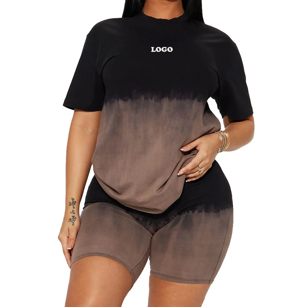 Женская рубашка и шорты с логотипом