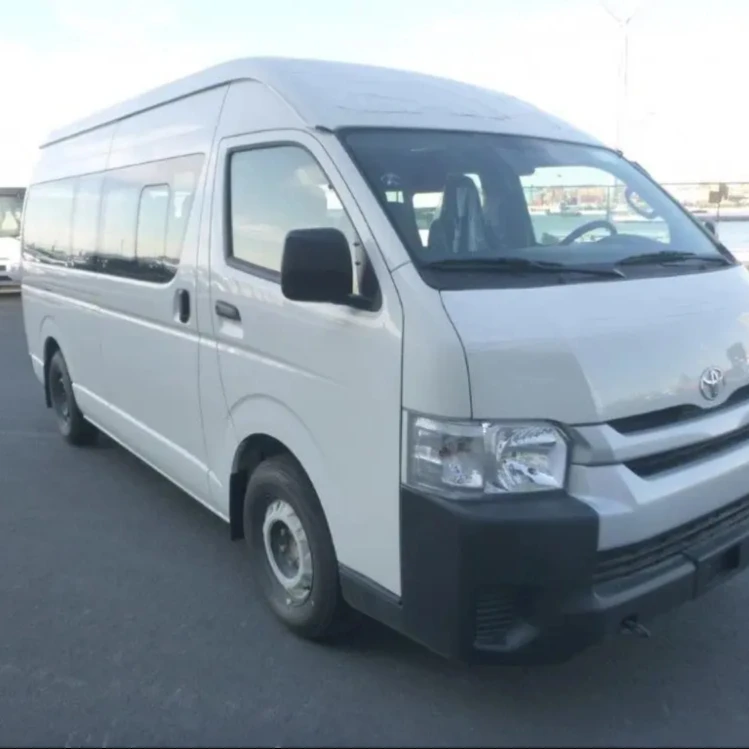 Hiace Bus 2.7   2019 2020 2022  16 seats