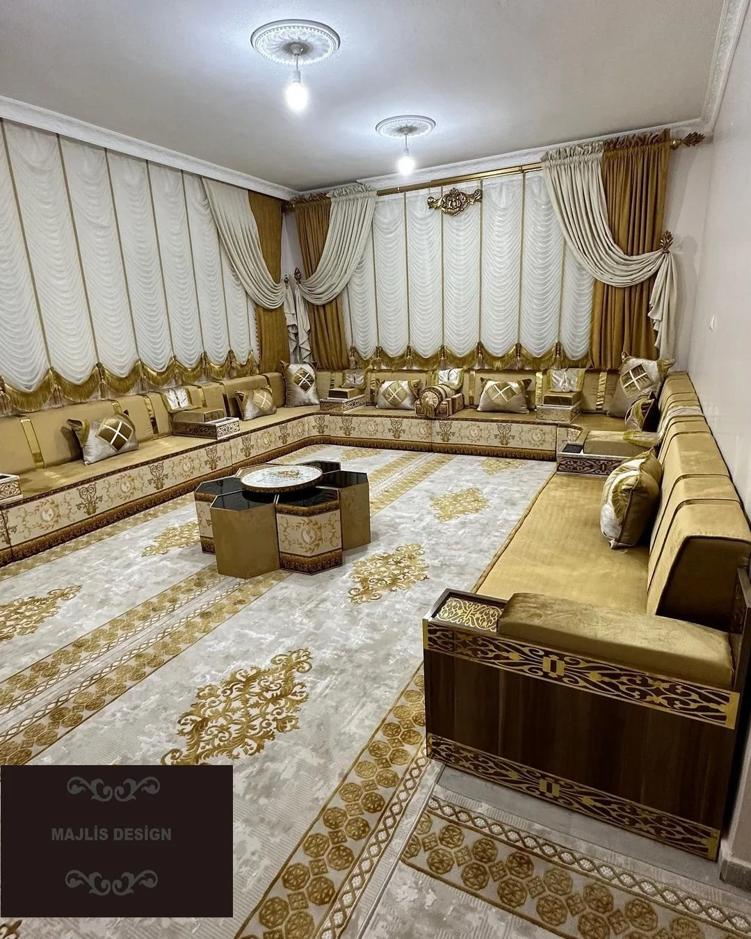 Arabic Majlis   Arab Majlis Furniture    Arabic Modern Majlis   |   Customization Possible   |  Free Worldwide Delivery