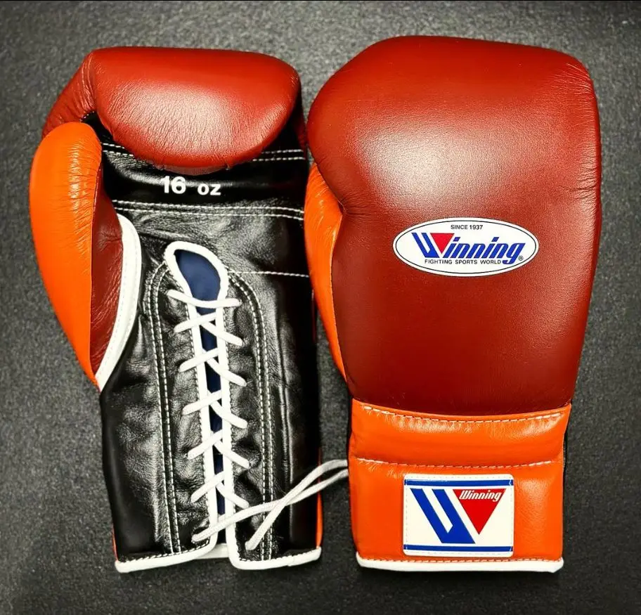 Winning Boxing Gloves Professional Muay Thai Kick Boxing MMA Gloves Punching Bag MMA Training Boxing Gloves