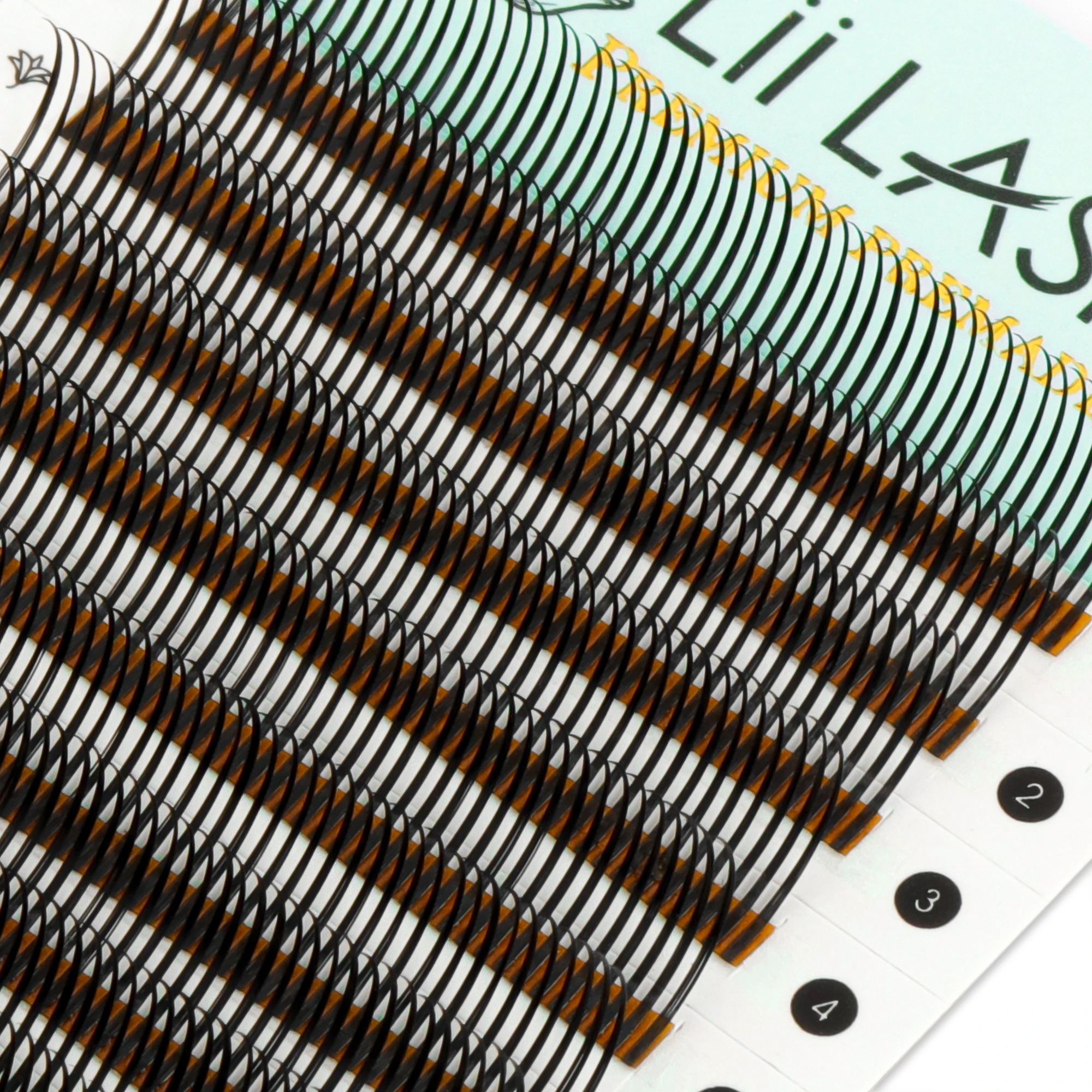 Easy to Use Comfortable Wet Effect Eyelashes Unique Oil-free Lash Spike Wholesale Lashes OEM ODM
