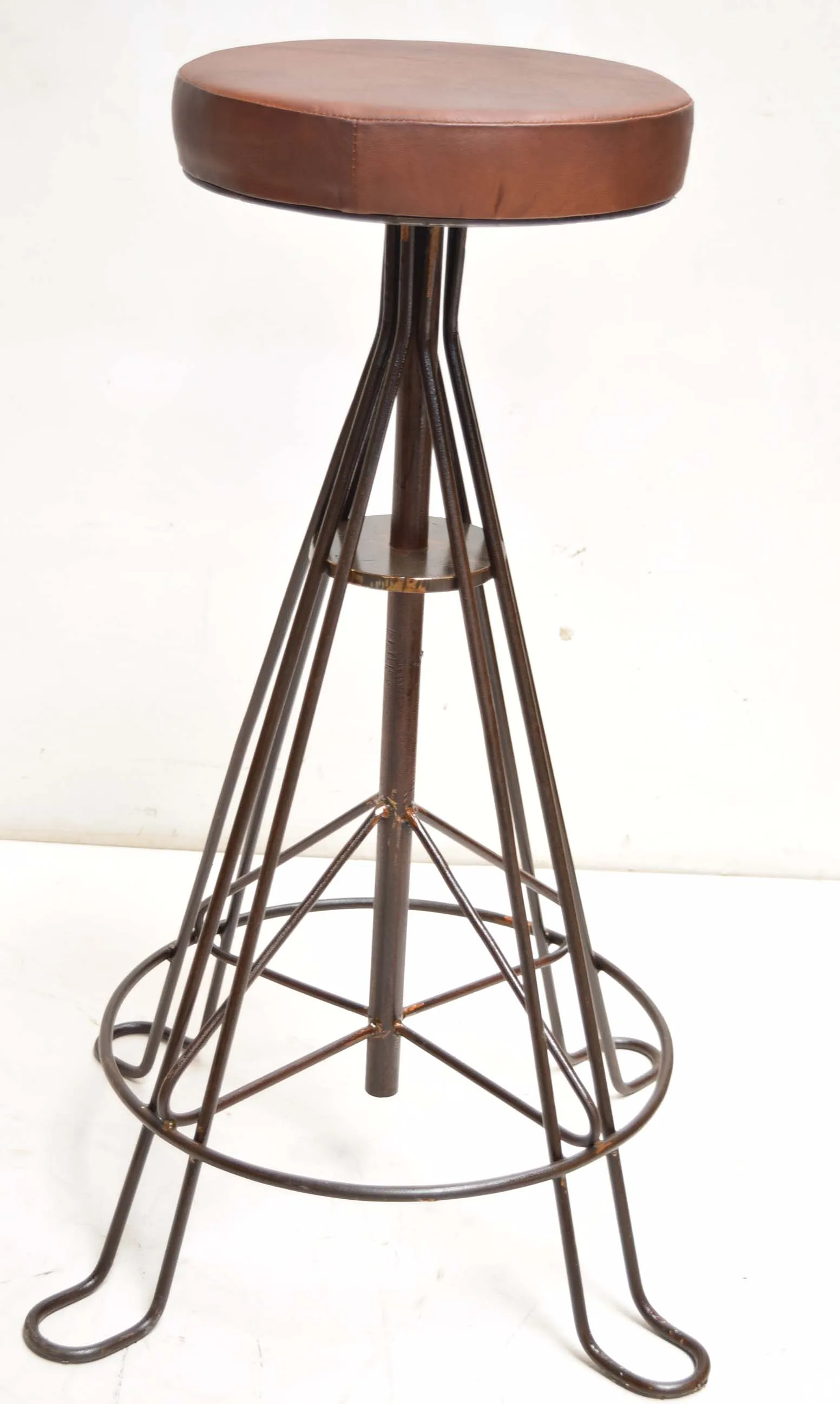 Industrial Vintage Style Leather Seat Bar Stool with Iron Metal Base Cafe Bar Counter Height Stool High Chair for Kitchen