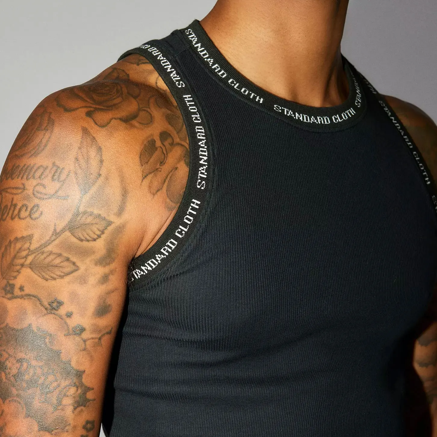 Custom Standard Cloth Logo White Cotton Men Cop Stringer Running Gym Rib Tank Top