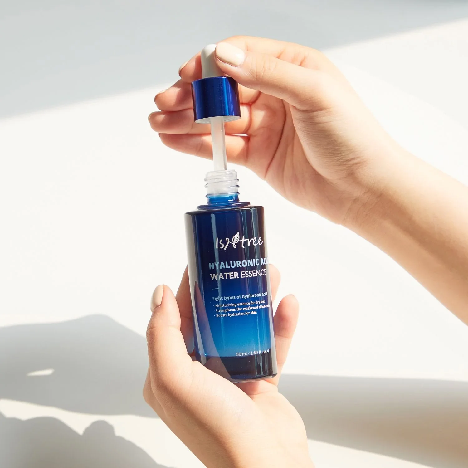 [Isntree] Hyaluronic Acid Water Essence 50Ml Korea Cosmetic Wholesaler