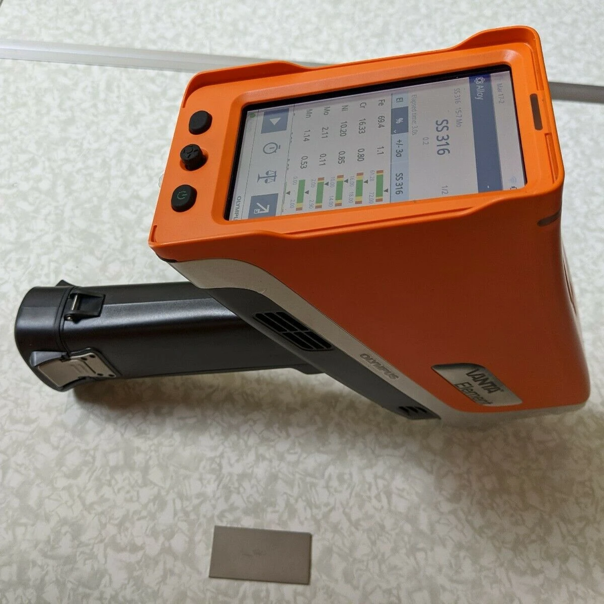 ORIGINAL DEMO OLYMPUS VANTA XRF HANDHELD ANALYZER ALLOY SCRAP PMI PRECIOUS METALS NITON BRAND NEW READY SHIP!!!