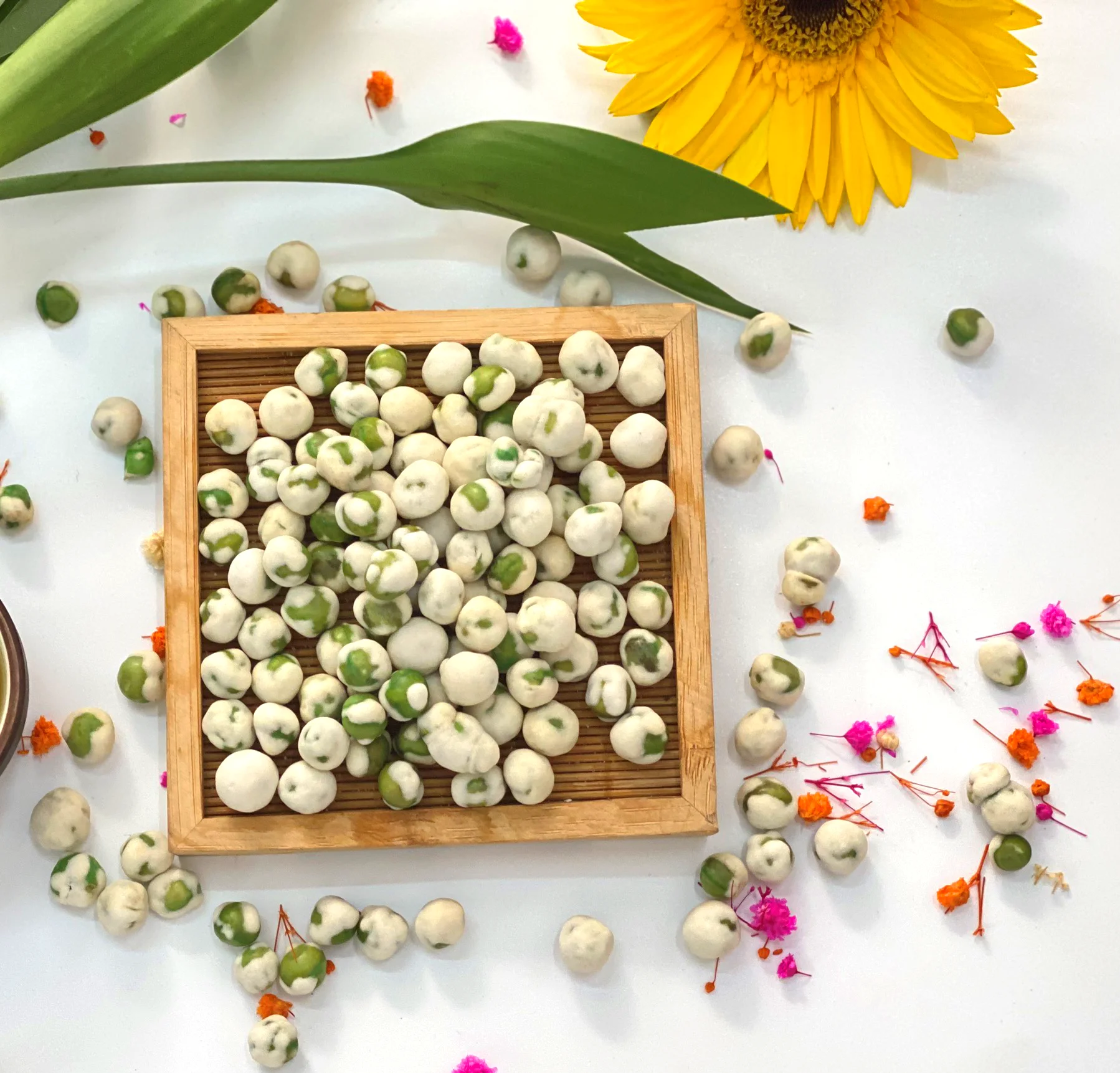 Thanh Long Milk Peas Snacks HACCP Healthy Snacks  Dry Peas Per OPP Bag OEM/ODM From Vietnam Manufacturer Snack Wholesalers