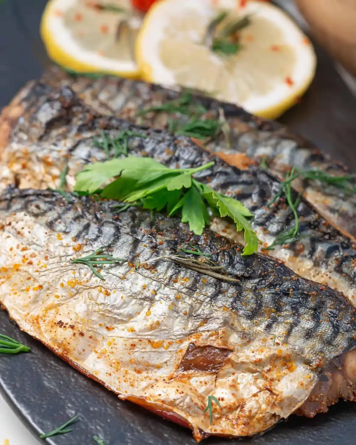 100% Премиум замороженная скумбрия оптом горячая Распродажа морепродуктов цельная Тихоокеанская рыба для консервных