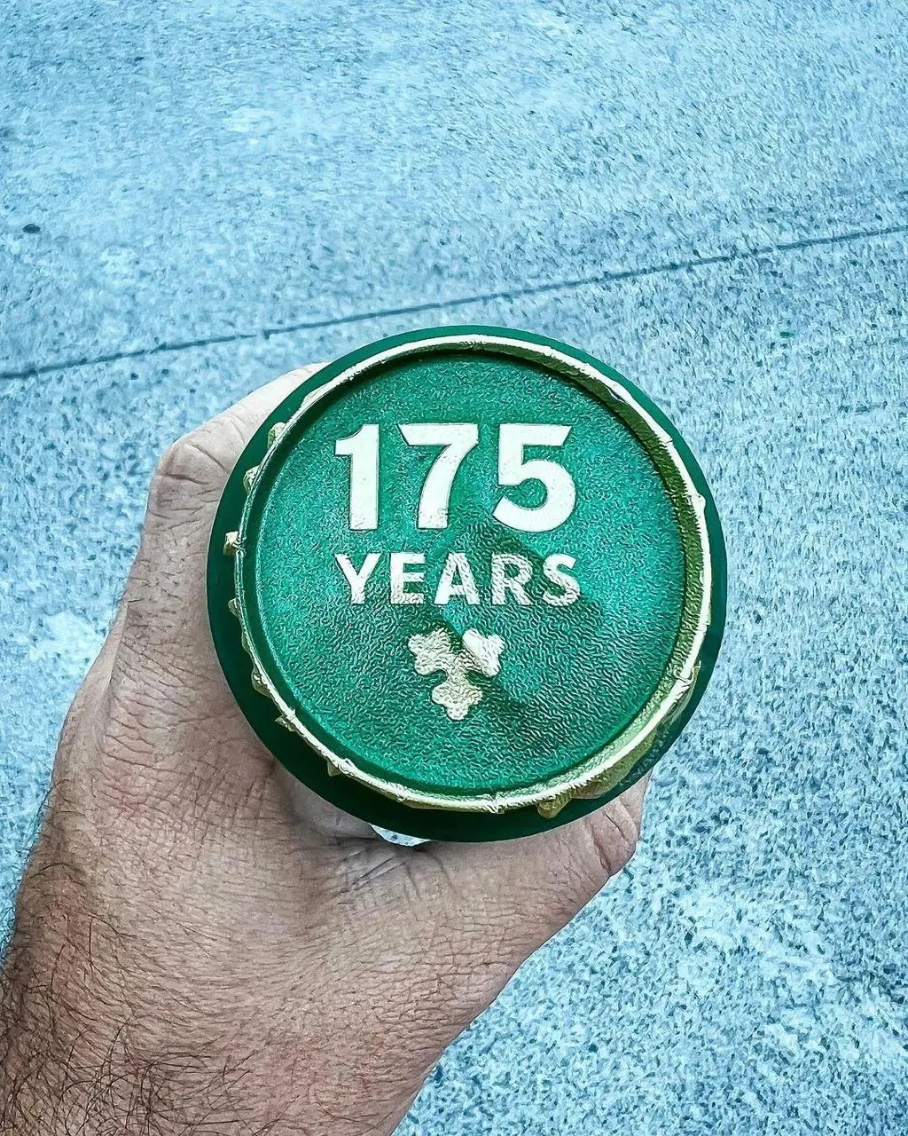 Carlsberg 330 мл банка пива x24 из Европы 5% объем спирта пиво Лидер