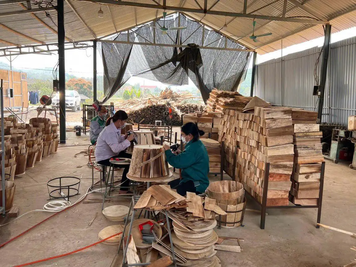 Garden Natural Wooden Baskets Wood Crab Bushel Wooden VIETNAM cheapest used for Seafood crabsbaskets