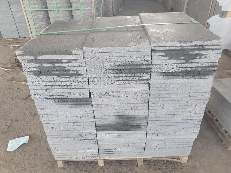 High Quality Outdoor Grey Basalt Tile and Cubic Block Paving Stone Polished Natural Stone for Exterior Flooring Application