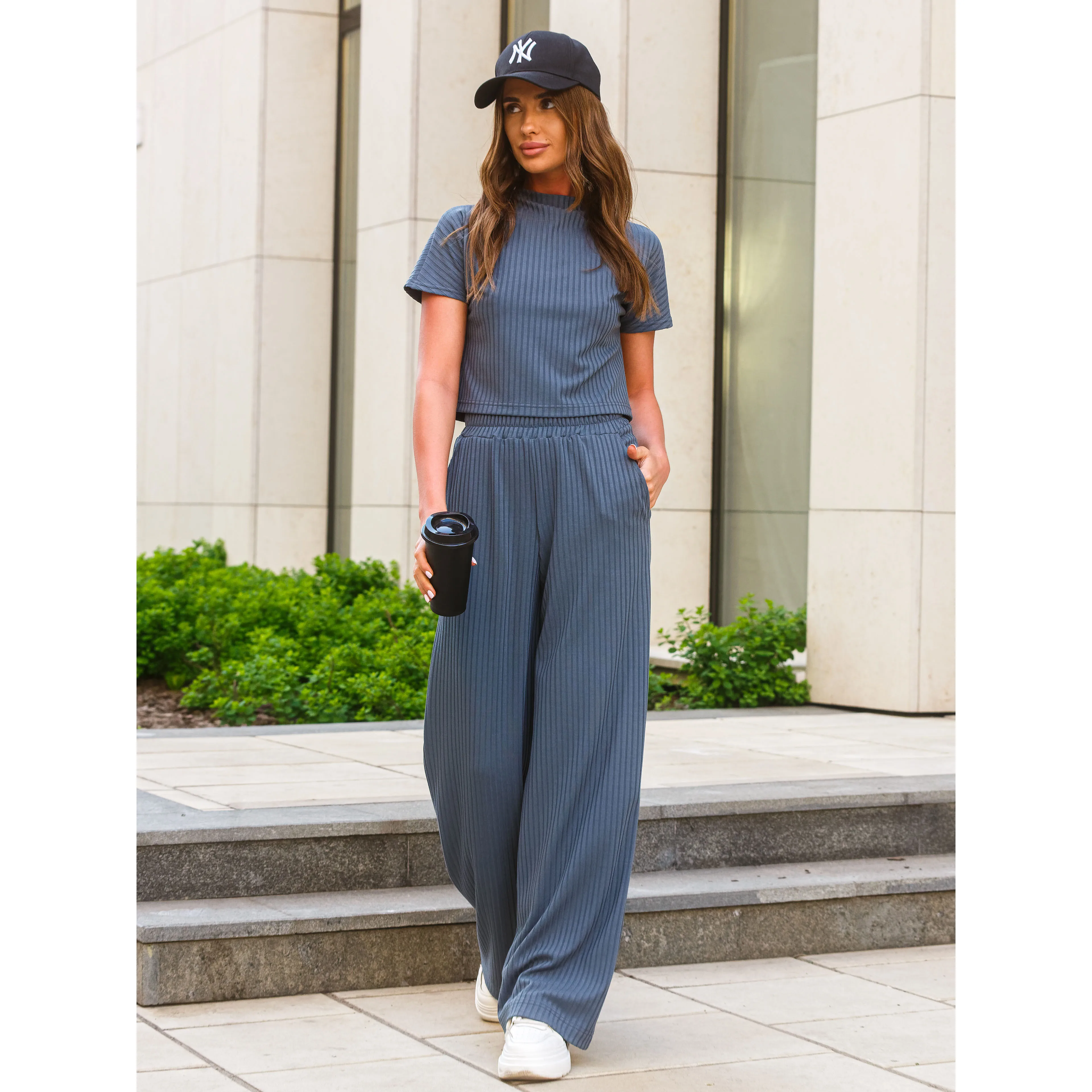 High Quality Gray Rib Knit Suit for Women Trendy Noodle Casual Pants Tracksuit for Yoga Versatile Outfit Suit with T-Shirt