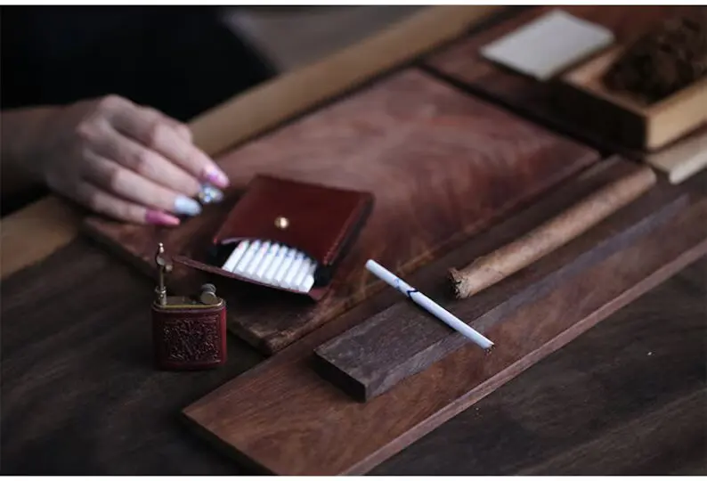 High Quality Hand Made Personalized Minimalist Leather Tobacco And Cigarette Case Gifts For Dad At Wholesale Manufacture