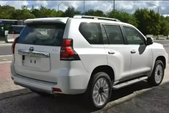 USED CHEAP T-O-Y-O-T-A L-A-N-D C-R-U-I-S-E-R PRADO 150 PETROL TX RHD FOR SALE