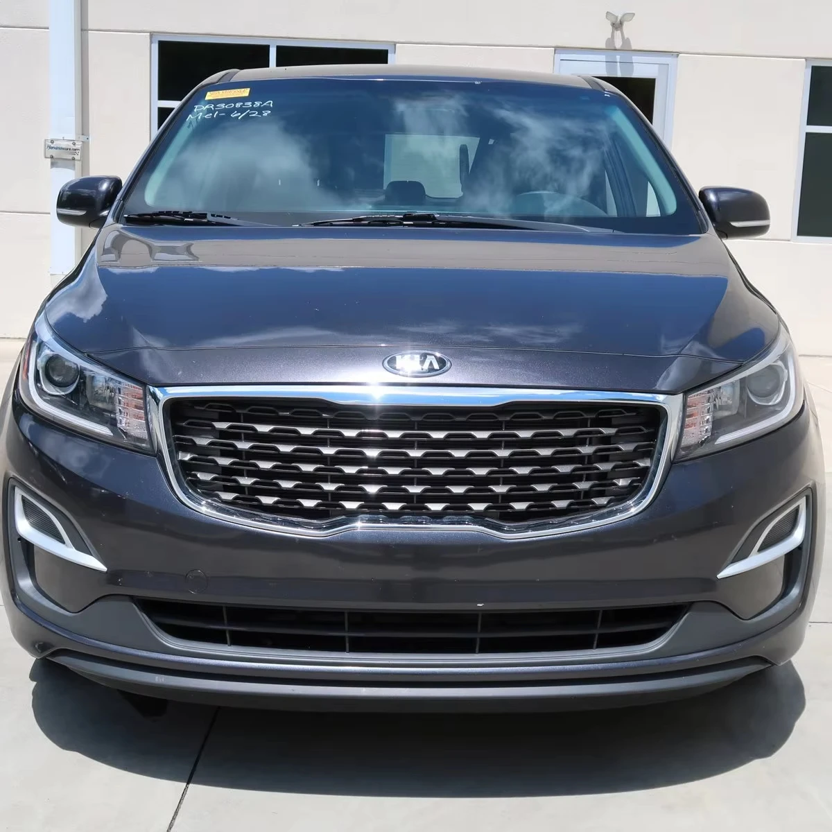 Используется 2021 Kia Sedona LX Автоматическая передача 4WD