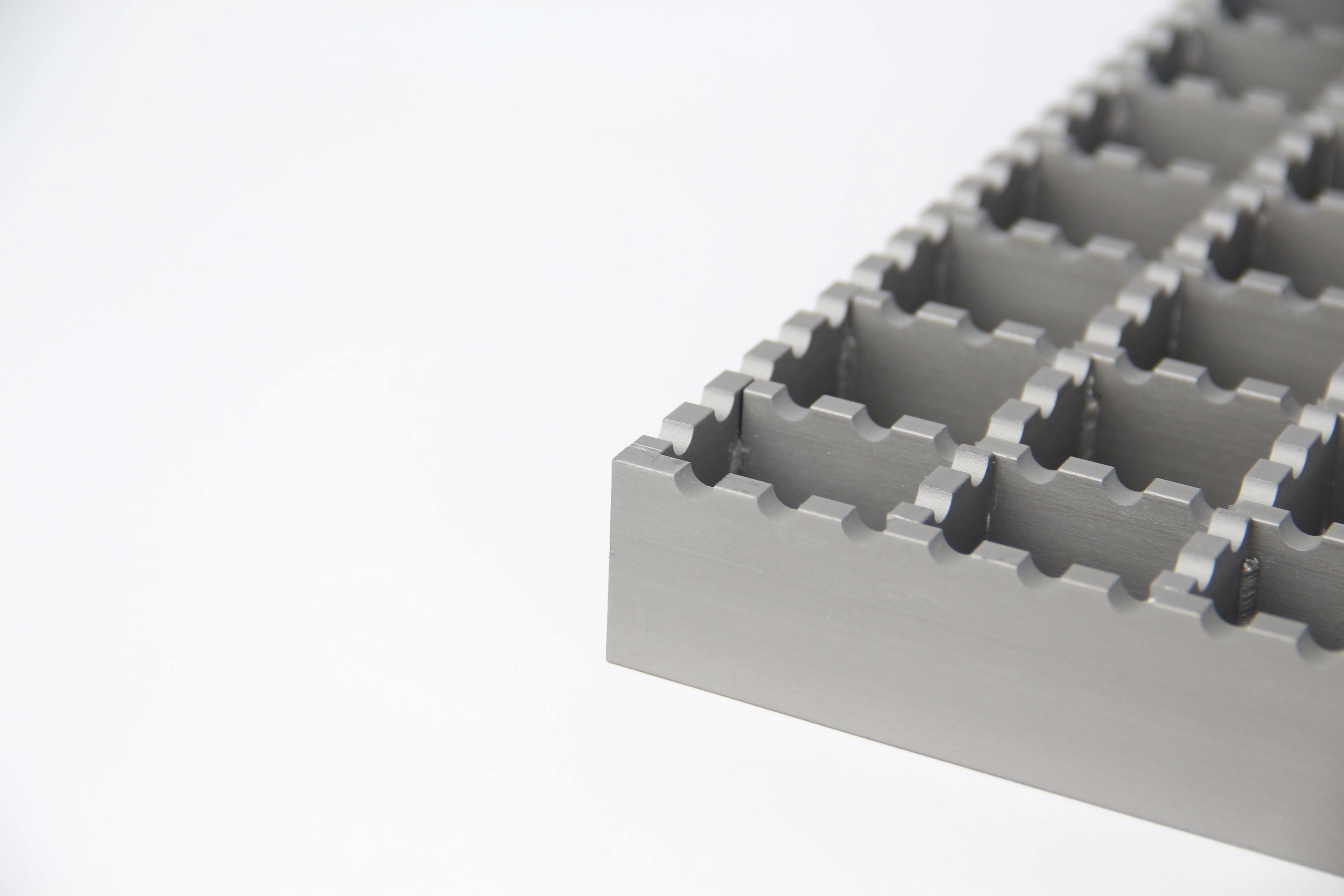 Metal Building Materials Hot Dipped Rod through aluminum grating