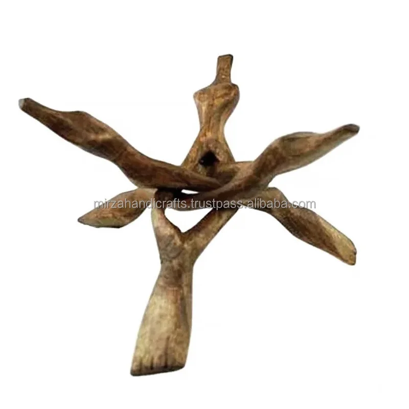 Custom Price Hand Carved 6 Inch Stained Wooden Cobra Stand Wooden Tripod Stand For Abalone Shell Decorative Stand