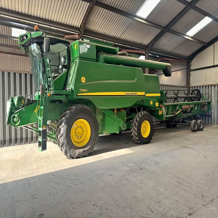 Fairly Used Agriculture Machinery Combine Harvester New-Holland CR9060 For Rice And Wheat Cheap Combine Harvester From France
