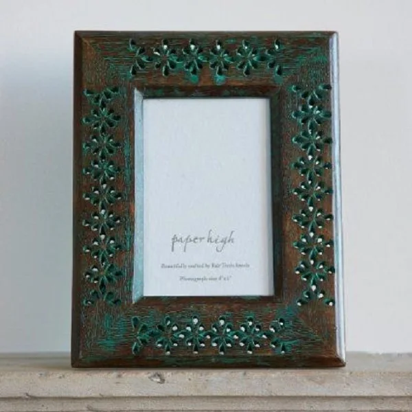 Custom Wholesale Desktop Decoration Square Picture Frame Solid Wood Photo Frame 4x4 6x4 7x5 photo size