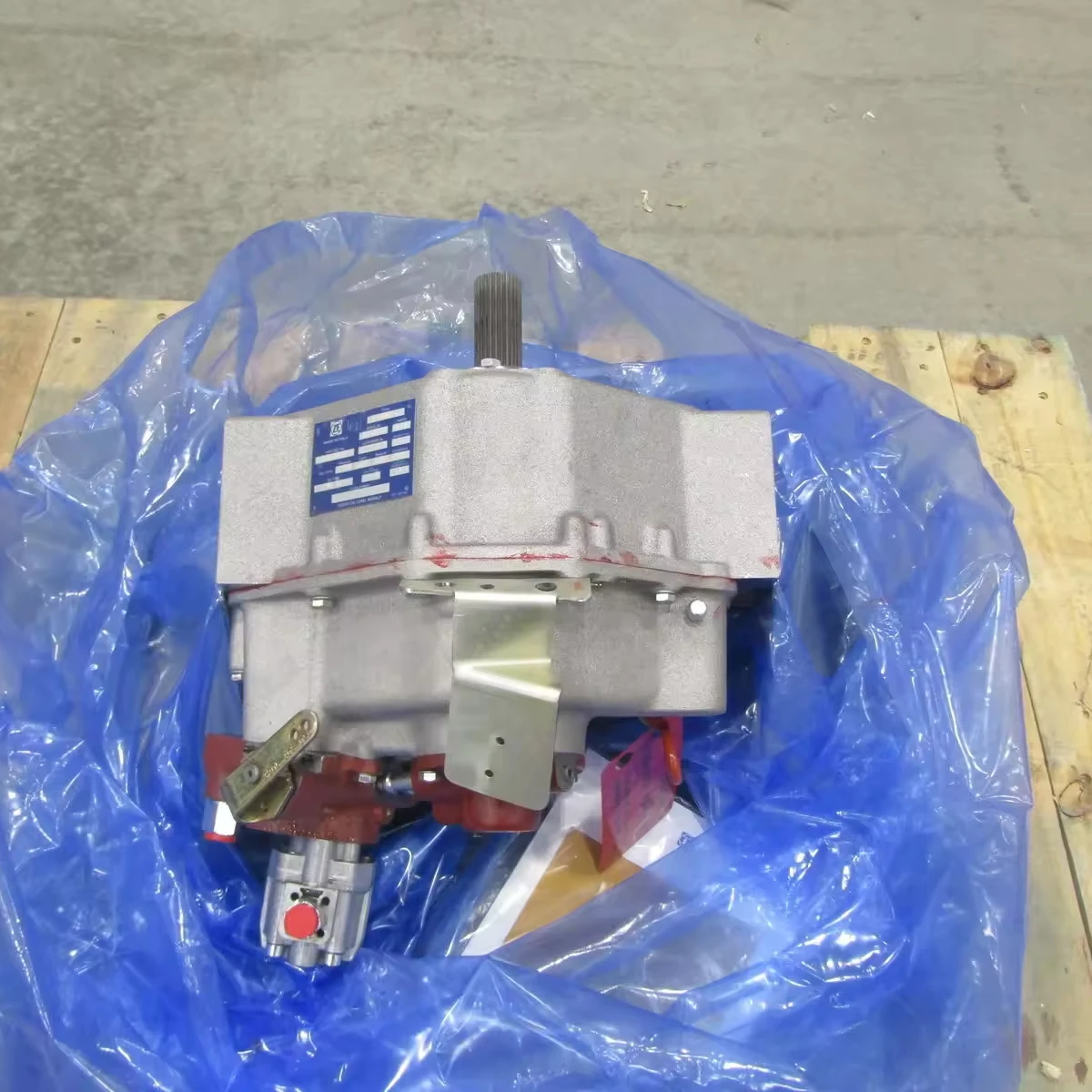 ZF 2 040: 1 коробка передач для морской лодки ZF220A 3205001022