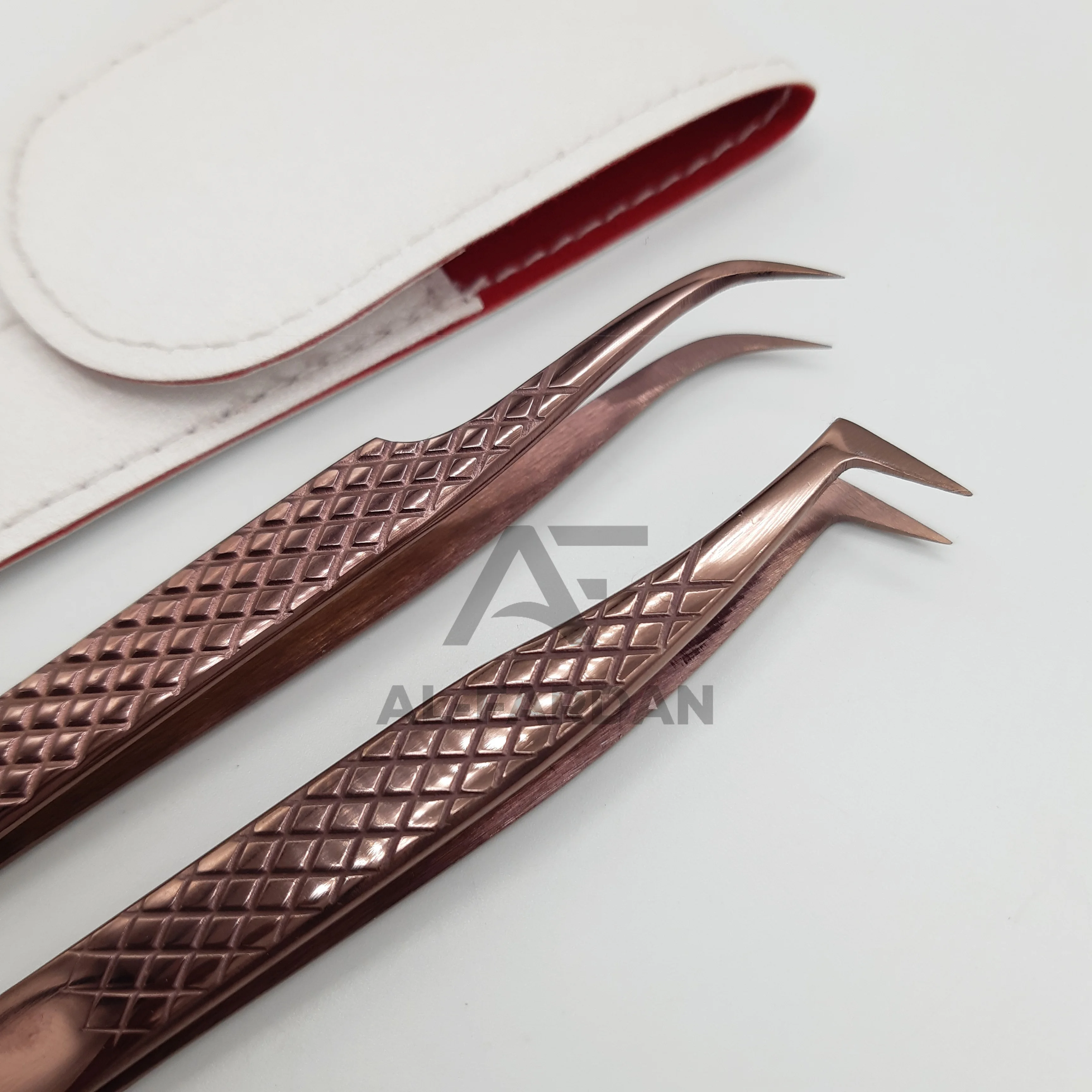 Титановый Изогнутый пинцет для ресниц из нержавеющей стали с волоконным наконечником